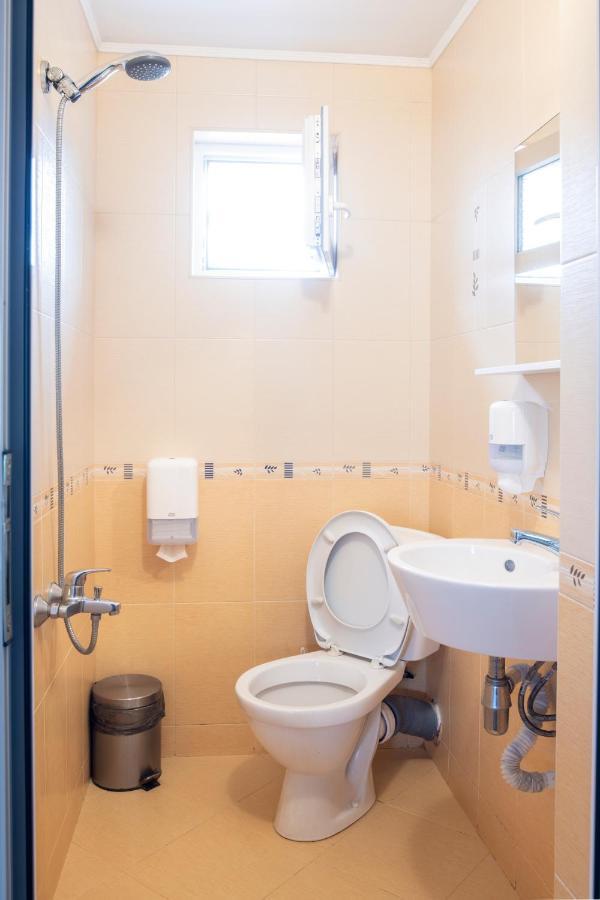 Guest House Roden Dom 科普里夫什迪察 外观 照片