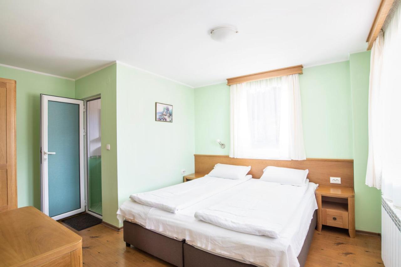 Guest House Roden Dom 科普里夫什迪察 外观 照片