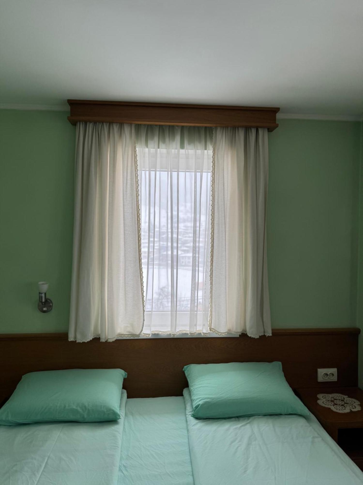 Guest House Roden Dom 科普里夫什迪察 外观 照片